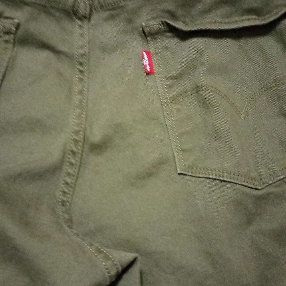 Women's Levi Jeggings - Picture 4 of 4